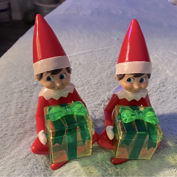 Elves on the Shelf Decor - Picture 1 of 3